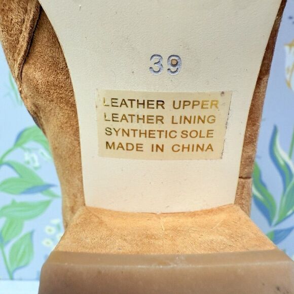 Silent D Suede Boots Ankle Booties Honey Womens EU 39 US 8-8.5 Ruffle Gold Brown - Picture 13 of 13